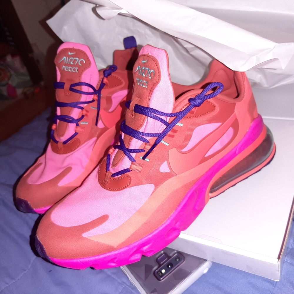 Nike 270 react